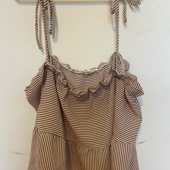 Striped Cropped Tank - Picture 3 of 4